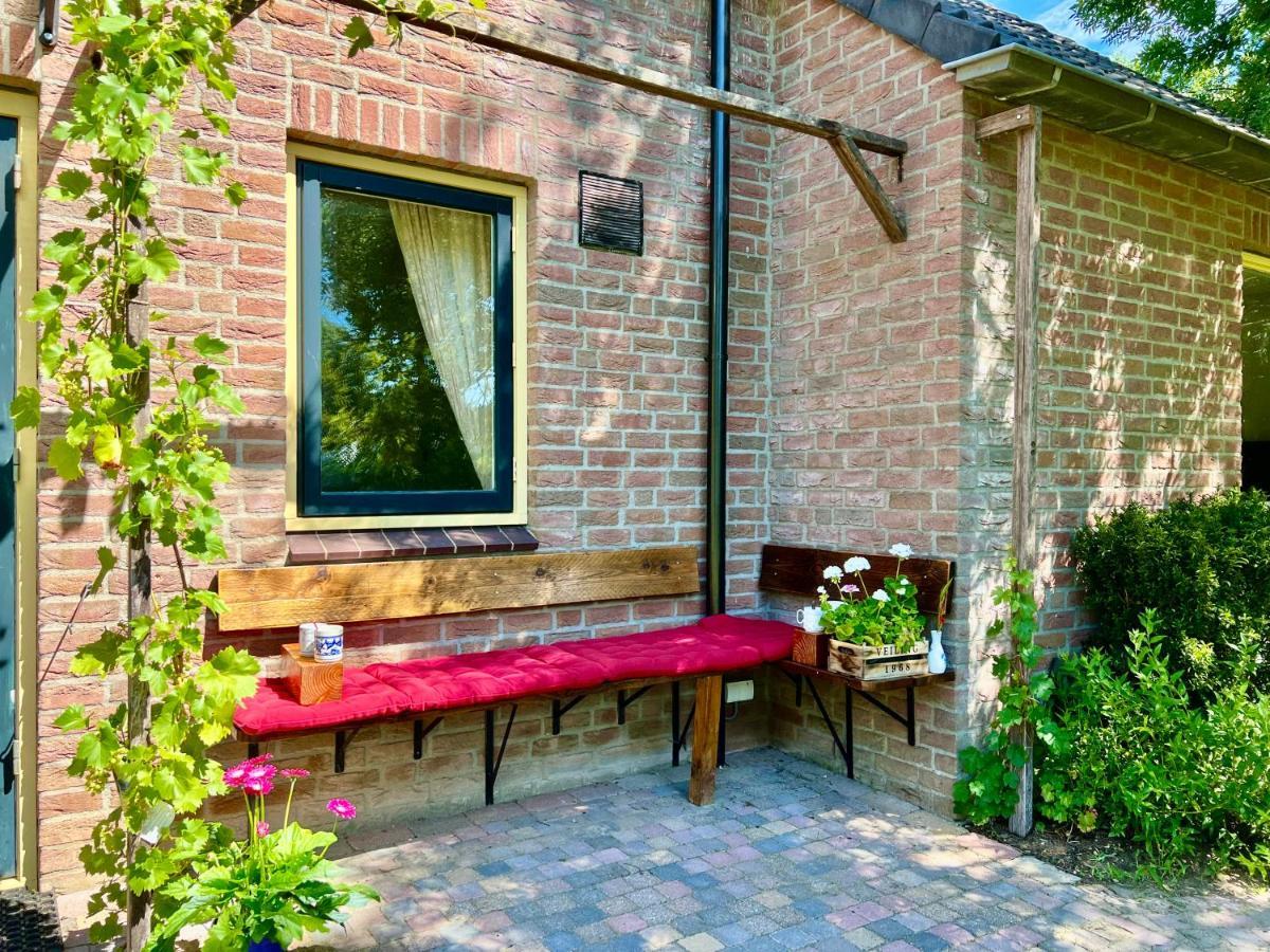 Ewijk Supergezellig Vakantiehuis Met Hele Grote Tuin Bij Nijmegen מראה חיצוני תמונה
