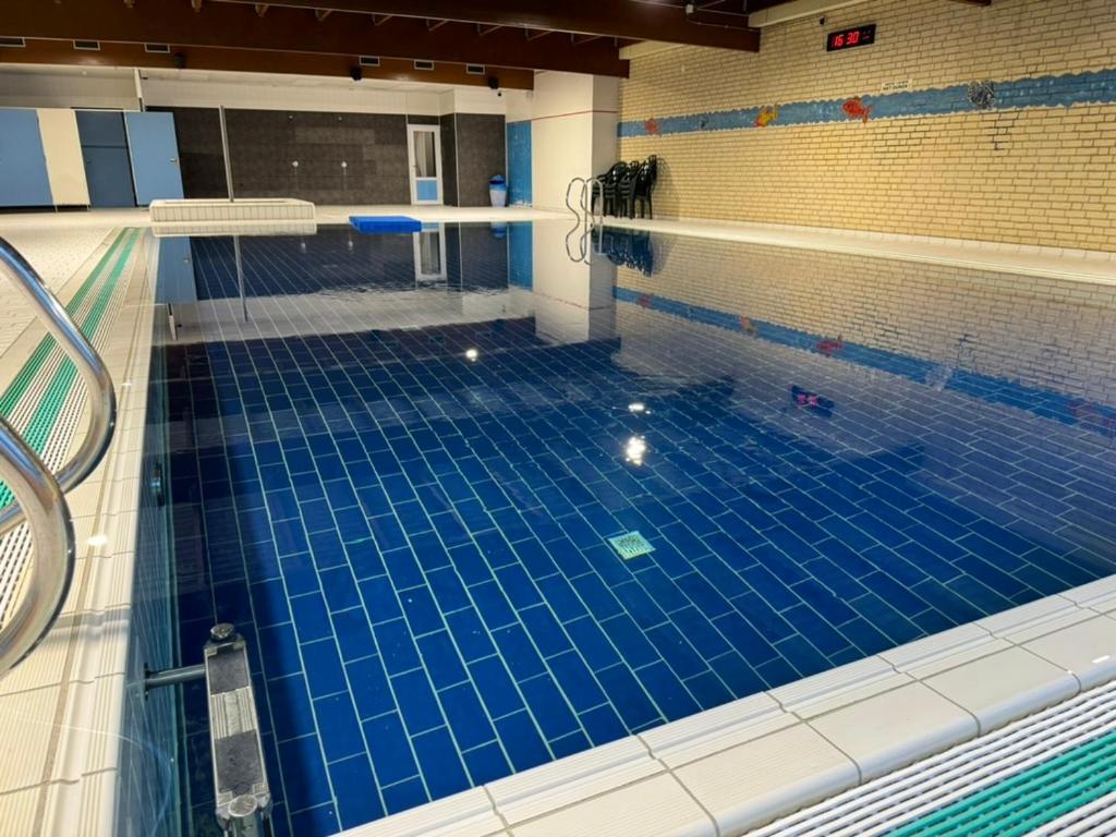 Ewijk Supergezellig Vakantiehuis Met Hele Grote Tuin Bij Nijmegen מראה חיצוני תמונה